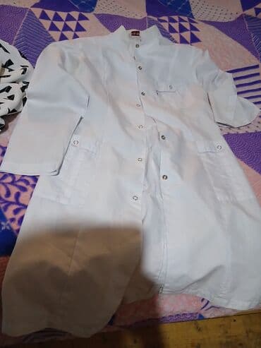 xalat turkce: Ağ rəngli tibbi xalat - Klassik model, yarımstend yaxalı - Ön hissədə — 3