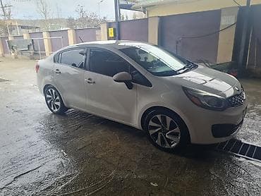 toyota satış mərkəzi: Kia Rio: 1.6 l | 2013 il Sedan — 6
