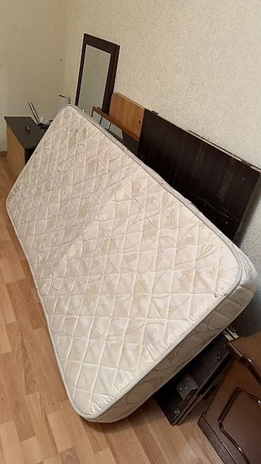carpayı doşəyi: İşlənmiş, Təknəfərlik çarpayı, Bazasız, Matras ilə, Siyirməli — 1