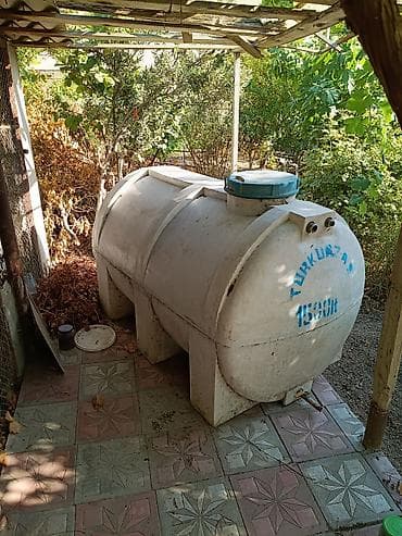 plasmas cen: 1.5 ton tutumu olan su çəni satılır. bine savxoz Elmaz Hacıyev küçəsi — 1