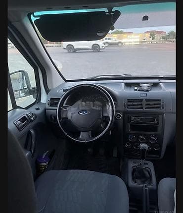 e39 hella stop: Ford Tourneo Connect: 1.8 l | 2007 il 307000 km Universal — 5