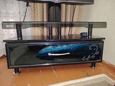 kukna mebili: Düz TV altlığı, Polkalı, Şüşəli — 3