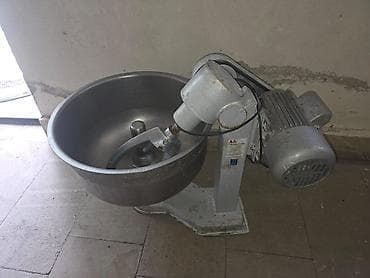 kafe mebel: Sənaye tipli xəmir yoğurma maşını 30 kq 30 kiloqram - Güclü elektrik — 2