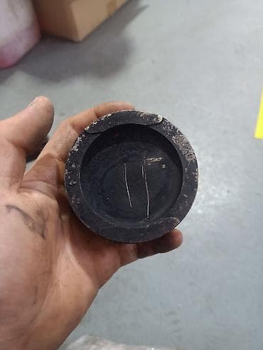 muhərrik başlığı: Məhsul: Daxili yanma mühərriki üçün porşen Təsvir: - Material: yüksək — 3