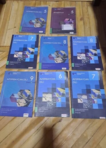 Her biri 3 azn
yarıbayarı qiymete