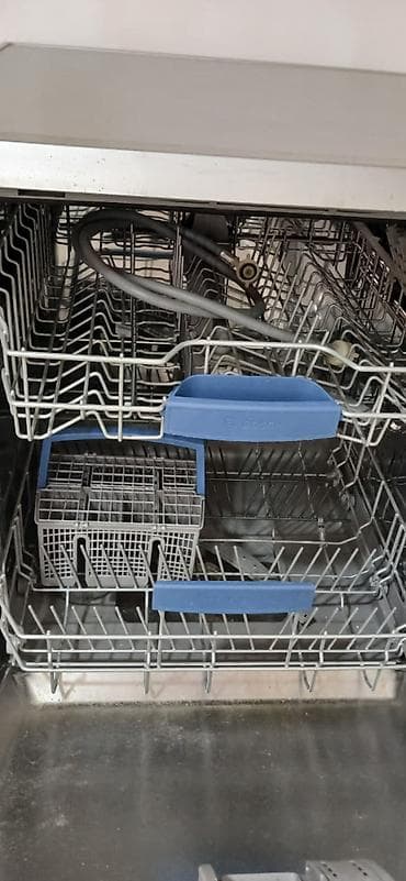 Mikrodalğalı sobalar: Qabyuyan maşın Bosch, Tam qabaritli (60 sm.), Quraşdırılan, İşlənmiş — 3