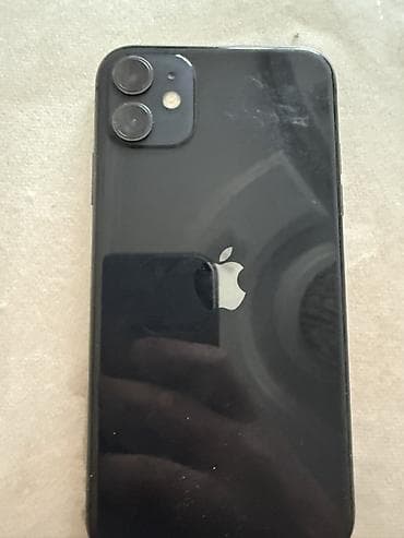 video light: IPhone 11, Qara, Face ID — 2