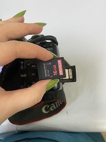 canon eos 90d: Canon EOS DSLR fotoaparat dəsti - Korpus: Canon EOS seriyası, optik — 4