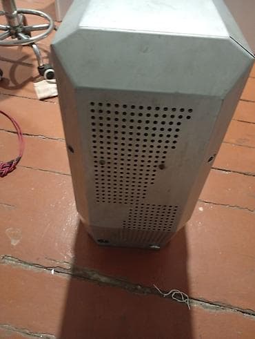 Şüşəli dolab vitrini, İşlənmiş