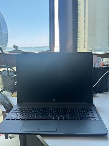 pc 4: HP 15.6 ", Intel Celeron, 256 GB — 5