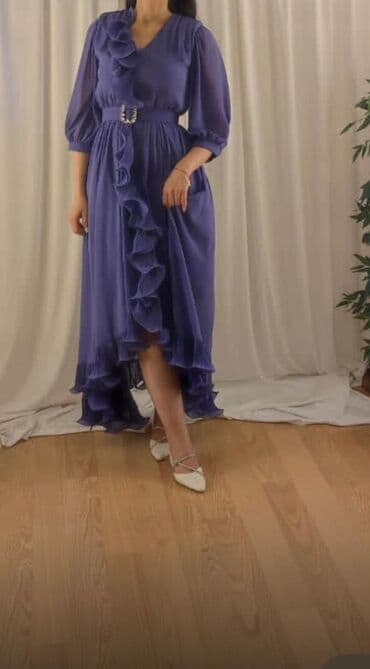 toy ucun donlar: Ölçü:36-38 bədən Bir dəfə toya geyinilib. Kimyəvi təmizləmə olunub — 1