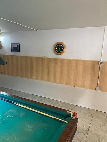 bilyard masası satışı: Bilyard masası TƏCİLİ satılır, təmirə ehtiyacı var. Məkanın təmiri ilə — 2