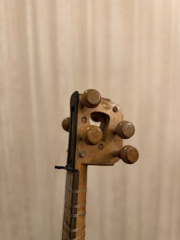 Saz: Məhsul: Tar (Azərbaycan xalq çalğı aləti) Təsvir: - Klassik 11 pərli — 8