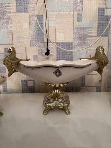 Sandıqlar: Qablarin hamisi satilir — 4