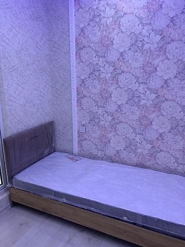 baki bina evi: Ev xırdalanın ən rahat yerlərindən birində yerləşir.Market,məktəb düz — 9