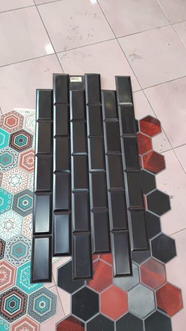 Kafel və bəzək plitələri – geniş çeşid - Formlar: altıbucaqlı mozaika