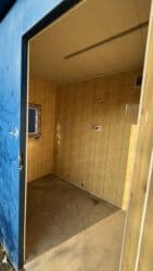 yuxa yayan aparat gencede: Mühafizə köşkü. Az istifadə olunub, alkopan və dəmir profillə yığılıb — 3