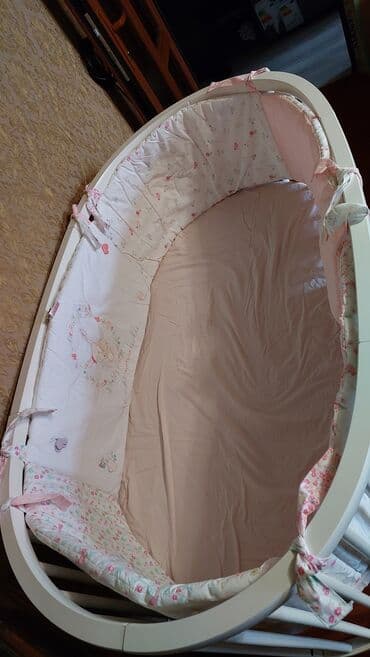 tek kravat işlənmiş: Beşiklər — 3