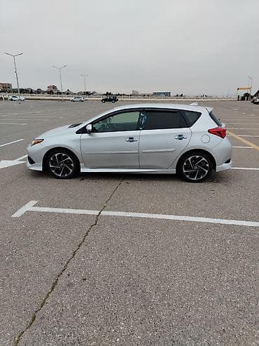 guzgulərin satışı: Toyota Corolla: 1.8 l | 2016 il Hetçbek — 8