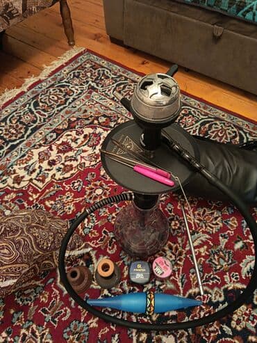 Qəlyan, vayp və aksesuarları: Qelyan super veziyyetde evde istfade olunub üzerinde şekilde görünen — 2