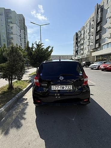 qara 07 sekilleri: Nissan Note – şəhər üçün çevik və qənaətcil hetçbek. Xüsusiyyətlər: - — 4
