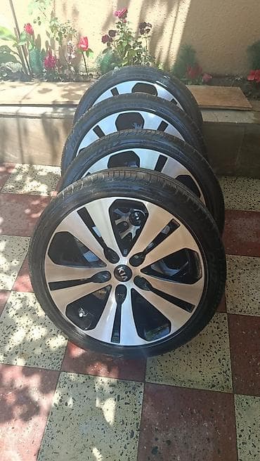 13 disk: Məhsul: Kia orijinal yüngül lehimli disklər və təkər komplekti (4 — 1