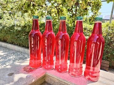 Təbii, konsrervantsız, gözel ətirli, öz bağızın güllərindən