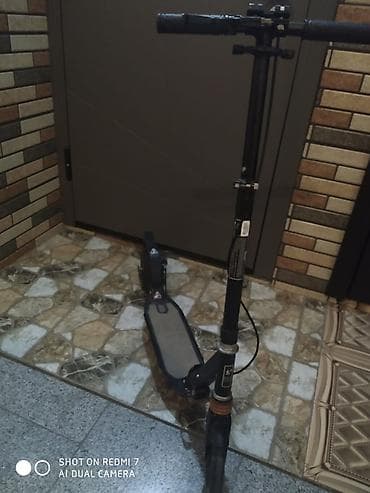 samokat az: Şəhər içi rahat hərəkət üçün yığcam skuter. - Konstruksiya: alüminium — 3