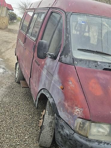 afdamabil ve xususi texnka: GAZel mikroavtobus – yük və sərnişin daşınması üçün geniş salonlu — 8