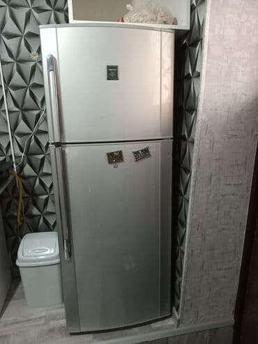 Soyuducular: 2 qapılı Sharp Soyuducu Satılır, rəng - Gümüşü — 2