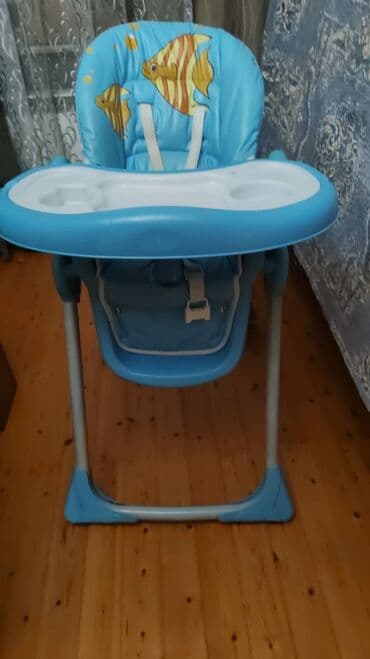 usaq ucun su qablari: Uşaq yemək stulu – mavi - Yumşaq, balıq naxışlı oturacaq arxalığı - — 2