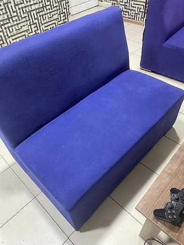 PS2 & PS1 (Sony PlayStation 2 & 1): PS 3- 3 ədəd PS 4- 2 ədəd Televizor 109 Led- 5 ədəd Tv üçün kraşteyn- — 9