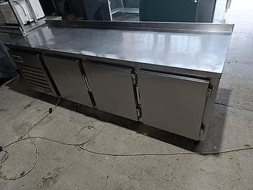 Restoran, kafe sadliq evləri ucun dəzgah soyuducu satilir. (Ustu