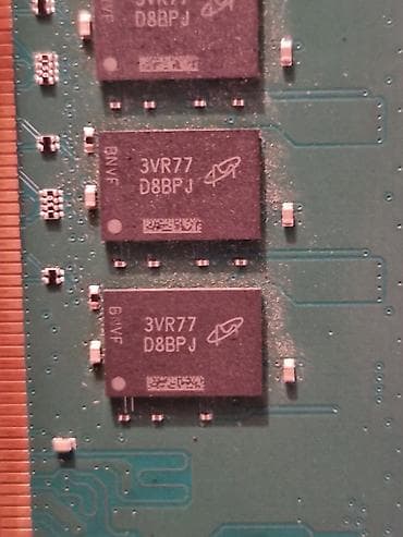 32 ram: Operativ yaddaş (RAM) Crucial, 16 GB, 3200 Mhz, DDR4, PC üçün, İşlənmiş — 3