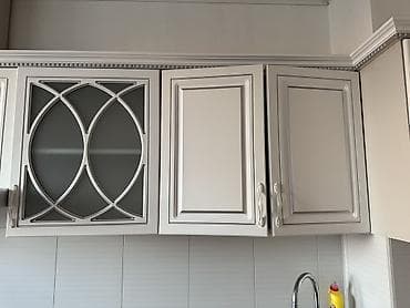 turk sobası: Klassik dizaynlı mətbəx mebeli dəsti - Rəng: açıq krem/boz tonlarda — 6