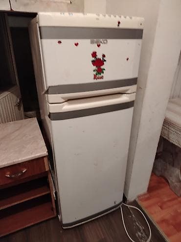 ev soyuducular: İşlənmiş 2 qapılı Beko Soyuducu Satılır, rəng - Ağ, Dispenserli — 1