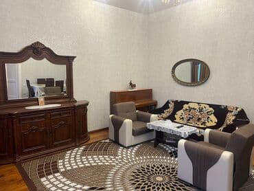 Kirayə mənzillər: Сдается квартира в районе Азнефть,напротив 6 школы. 3 /4 этаж3 — 1