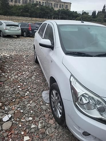 renault megane 2008: Chevrolet Cobalt: 1.5 l | 2024 il 98000 km Sedan — 3