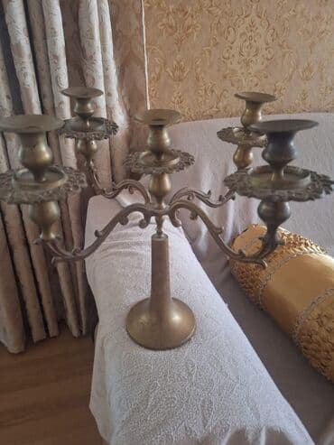 qrup şəkilləri: Beşşamlı mis şamdan - Material: mis/bras görünüşlü metal - Dizayn — 1