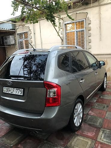 Avtomobil alışı: Kia Carens: 2 l | 2011 il Universal — 4