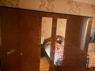 Komodlar: Qarderob, paltar dolabı — 1