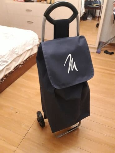 купить бу чемодан: Bazarliq cantasi satilir. Yenidi. Goy rengdi eldedi. Etiketi — 1