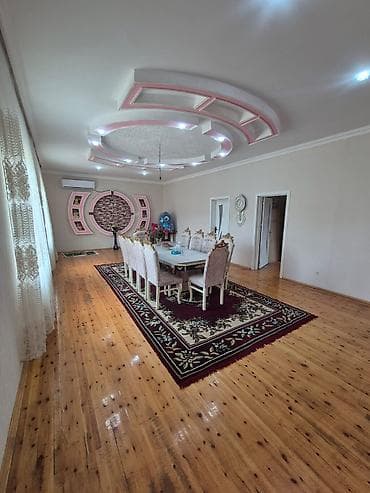 3 otaqlı heyet evleri: 4 otaqlı, 200 kv. m — 3