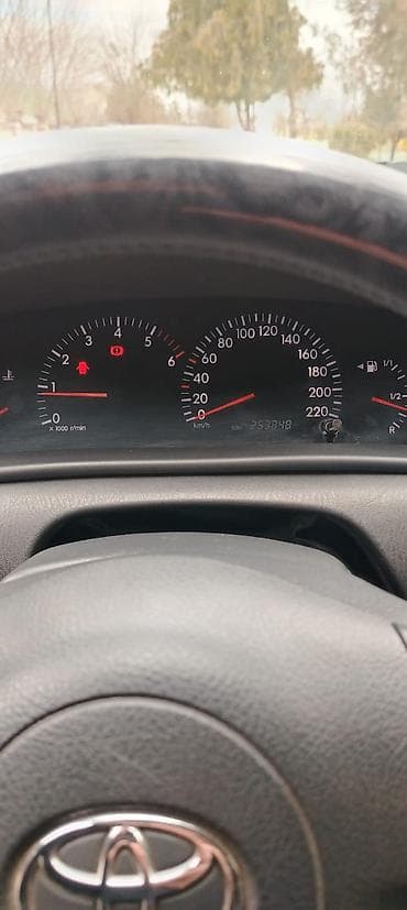 015 satışı: Toyota Corolla Verso: 1.8 l | Universal — 2