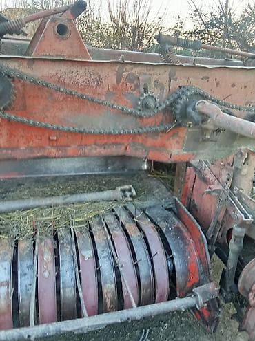 belarus traktoru: Tecli satlir - Traktora qoşulan, PTO ilə işləyən balya presi - Ön — 2