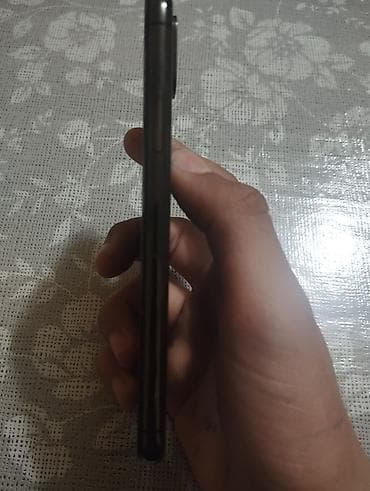 aple 8: IPhone X, Space Gray, Simsiz şarj — 4