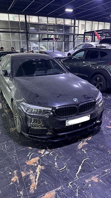 2000 bmw 320i: BMW 5 series: 2 l | 2018 il Sedan — 1