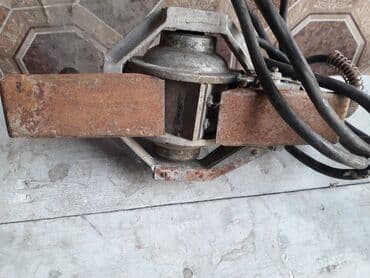 beton cilalama aparati: Sovet istehsalı “Elektroinstrument” markalı sənaye vibrasiya mühərriki — 5