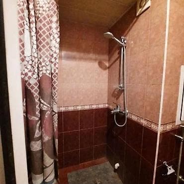 20 yanvarda kirayə: 20 yanvar metrosunun yaninda yerlewen menzile xanim otaq yoldawlari — 2