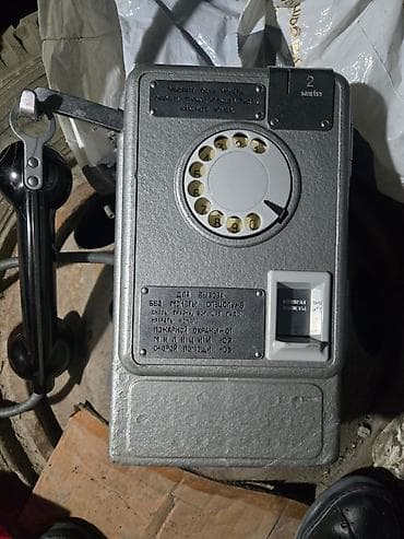 Vintaj telefon aparatı — 1